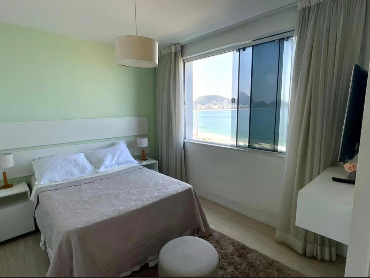 Apartamento Avenida Atlantica Frente Mar Rio de Janeiro